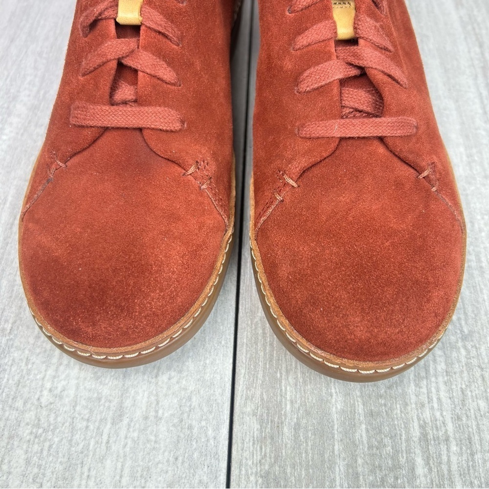 Clarks Amberlee Crest Rust Maroon Suede Classic Sneaker Lace Shoe Womens Size 9 - Picture 7 of 11